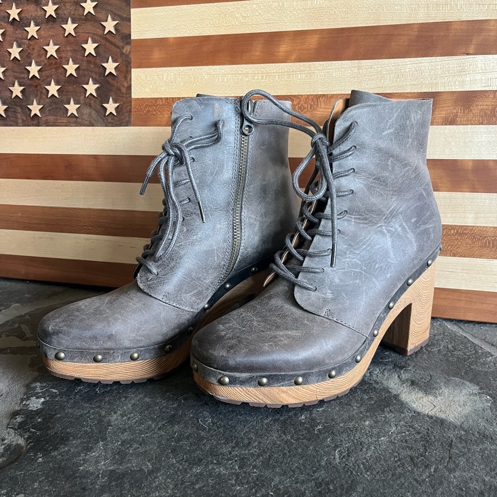 Kork-Ease Sherborn Gray Lace-Up Ankle Boots Size 7